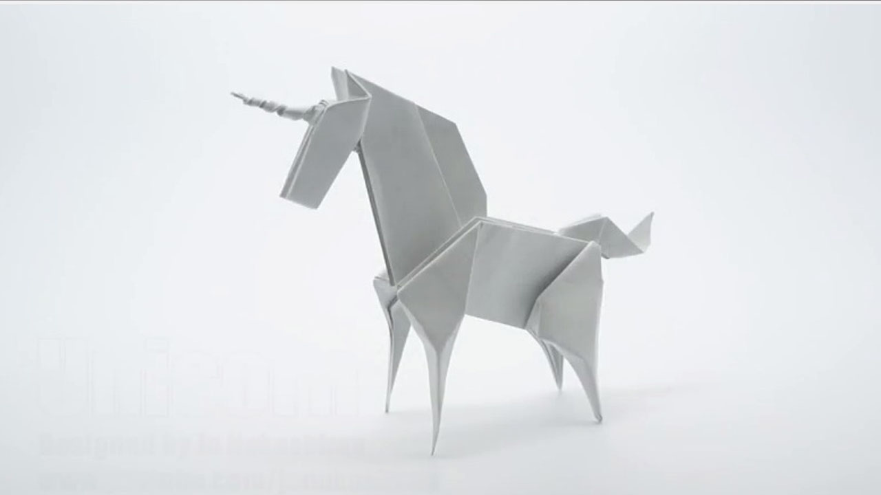 Là một người yêu thích nghệ thuật, bạn đã bao giờ thử gấp một chú ngựa một sừng theo phong cách Origami chưa? Nếu chưa, hãy xem ngay hướng dẫn gấp ngựa một sừng này để trải nghiệm những cung bậc cảm xúc mới lạ. Đảm bảo bạn sẽ thấy thích thú với thành quả của mình.