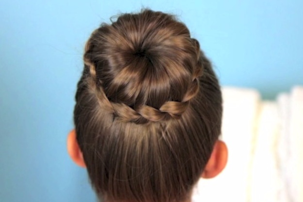 10 cách búi tóc củ tỏi cực đơn giản cho bạn gái - Tóc giả LUXY