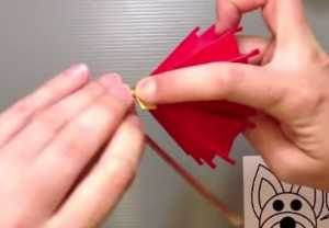 Gấp chiếc ô bằng giấy theo phong cách nghệ thuật Origami