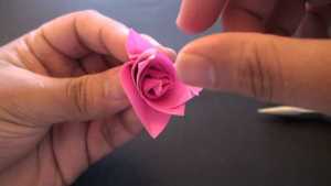 Gấp hoa hồng Origami cho ngày Valentine ý nghĩa