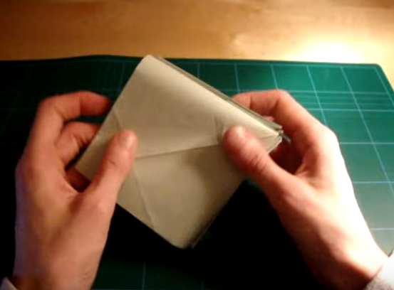 Cách gấp rồng Origami ba đầu