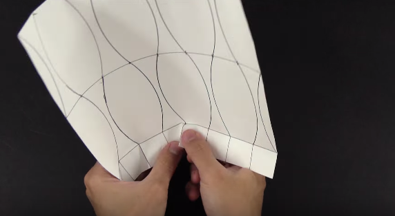 Cách xếp lọ hoa giấy theo phong cách Origami