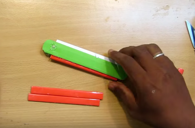 Cách làm dao găm đồ chơi bằng giấy