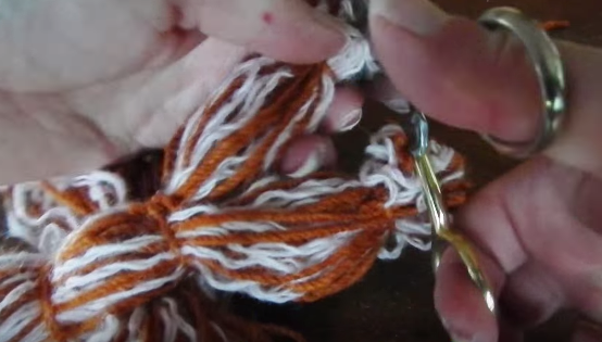 Cách làm búp bê bằng len 