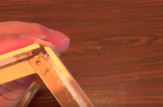 Cách làm nhà đồ chơi cho hamster bằng que đè lưỡi