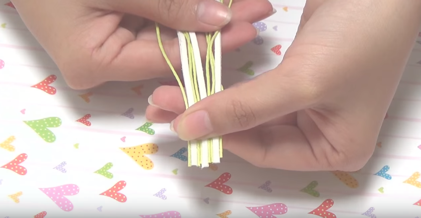 Cách làm vòng tay handmade cực đơn giản