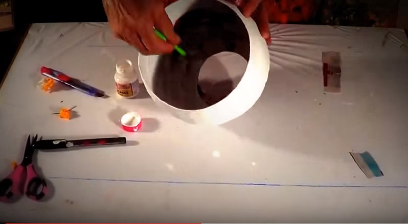 Cách làm chiếc đèn ngủ siêu đáng yêu bằng giấy và keo sữa