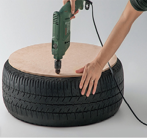 Biến lốp xe và dây thừng thành bàn mini siêu ấn tượng