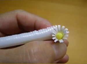Cách làm chậu hoa đẹp mắt bằng ống hút